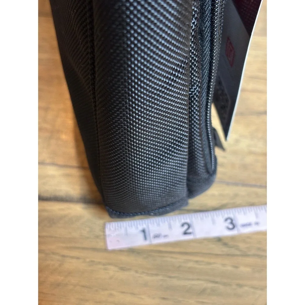 Ful E-Reader Messenger Bag Black Tablet Sleeve Padded Case TG6076IP-B NEW